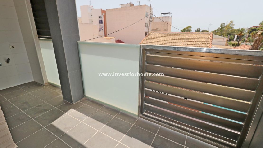 Sale - Apartment - Torrevieja - Centro