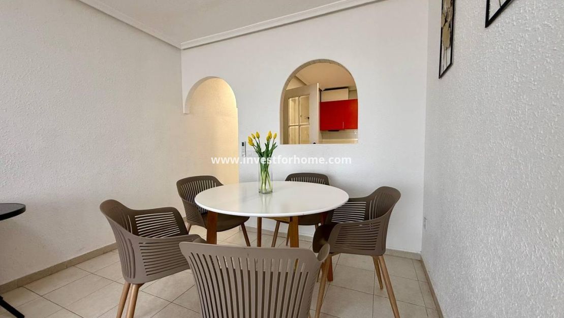 Sale - Apartment - Torrevieja - Centro