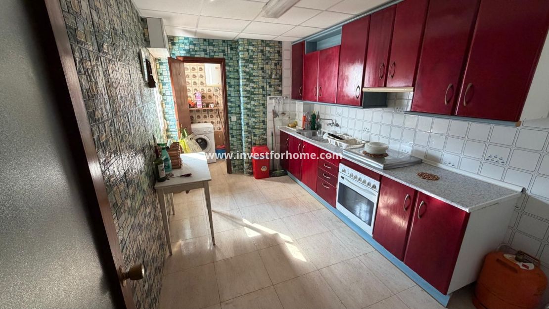 Sale - Apartment - Torrevieja - Centro