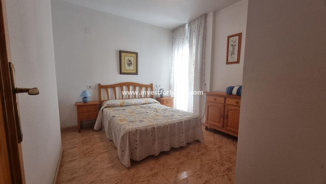 Sale - Apartment - Torrevieja - Centro
