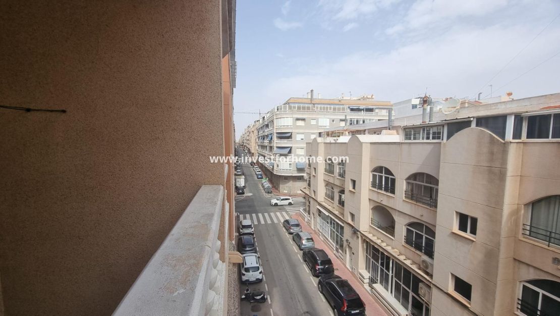 Sale - Apartment - Torrevieja - Centro