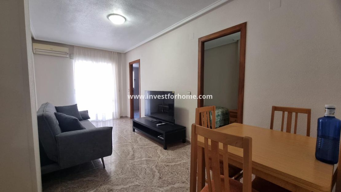 Sale - Apartment - Torrevieja - Centro