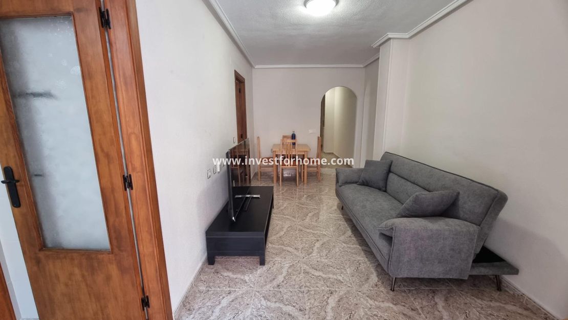 Sale - Apartment - Torrevieja - Centro