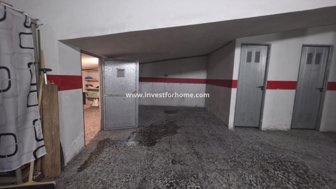 Sale - Apartment - Torrevieja - Centro