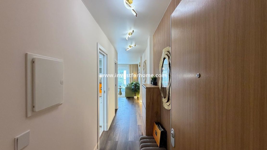 Sale - Apartment - Torrevieja - Centro