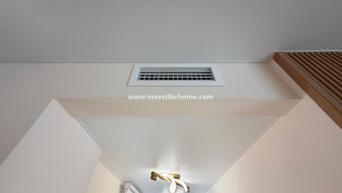 Sale - Apartment - Torrevieja - Centro