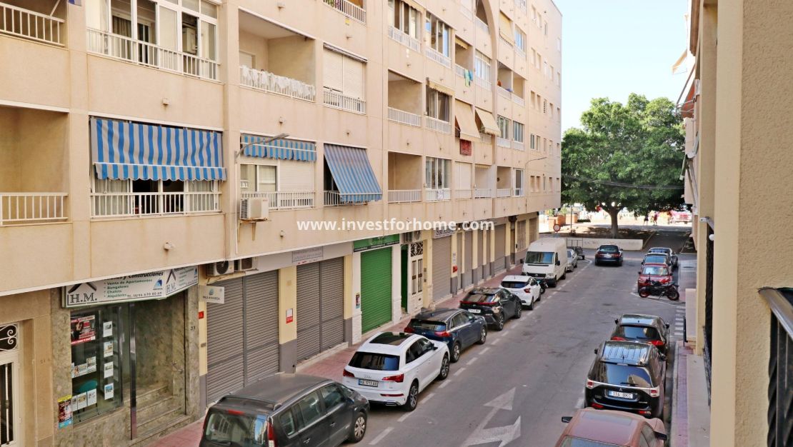 Sale - Apartment - Torrevieja - Centro