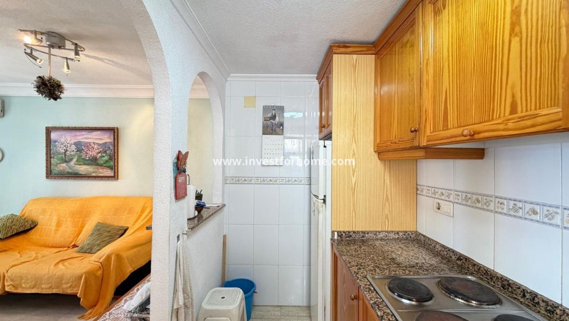 Sale - Apartment - Torrevieja - Centro