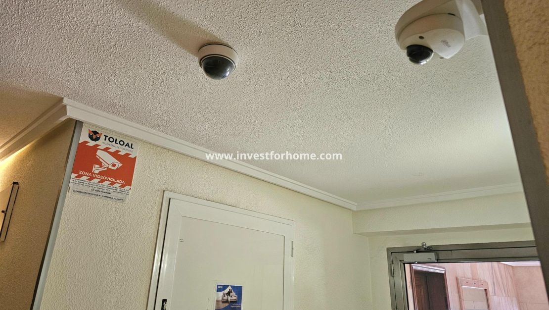 Sale - Apartment - Torrevieja - Centro