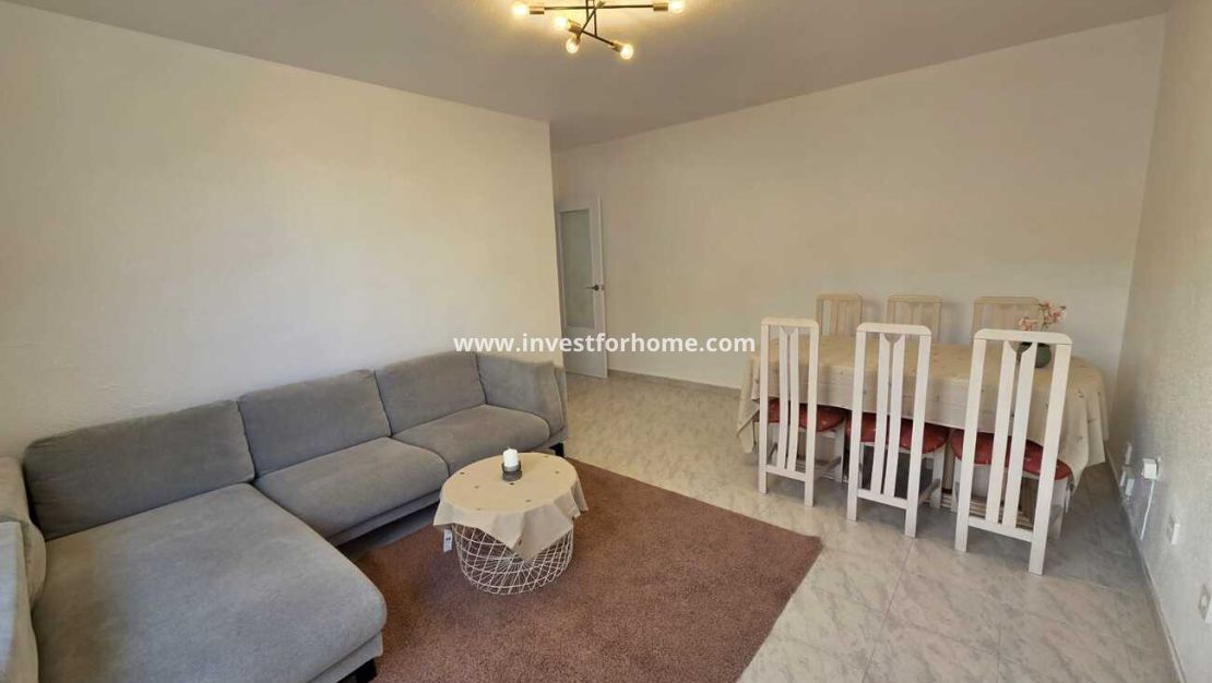 Sale - Apartment - Torrevieja - Centro