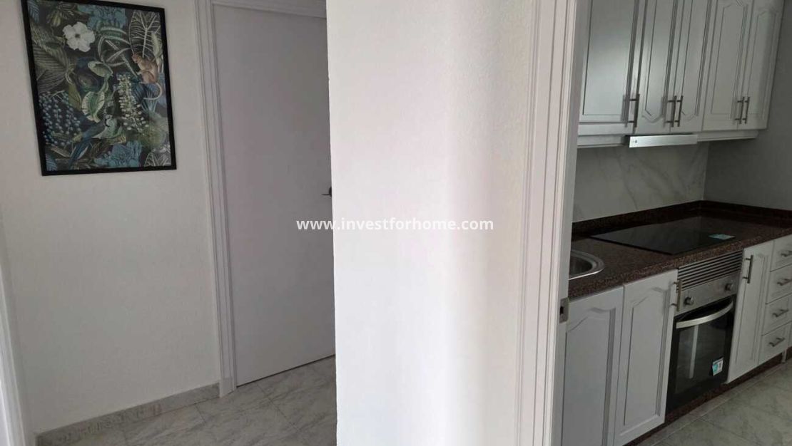 Sale - Apartment - Torrevieja - Centro