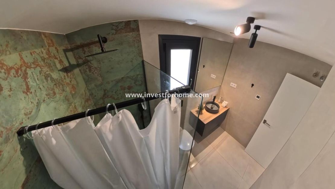 Sale - Apartment - Torrevieja - Centro