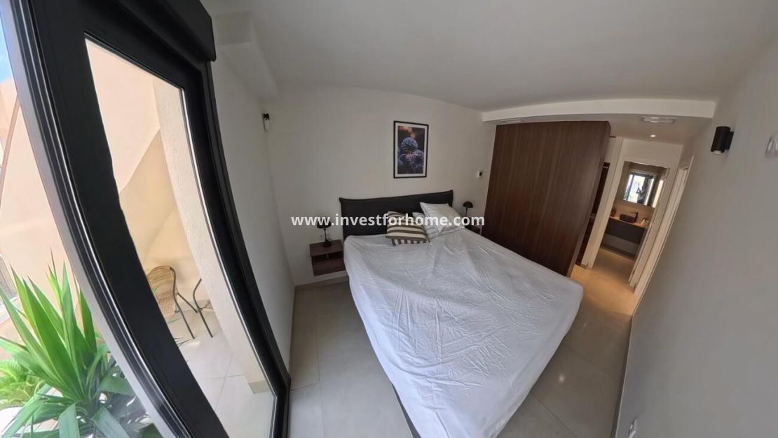 Sale - Apartment - Torrevieja - Centro