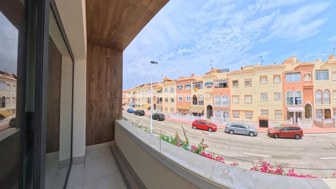 Sale - Apartment - Torrevieja - Centro