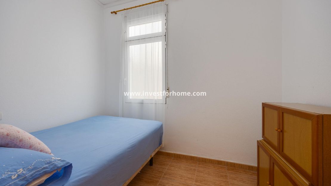 Sale - Apartment - Torrevieja - Centro
