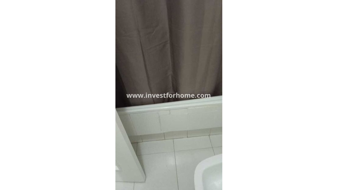 Sale - Apartment - Torrevieja - Centro