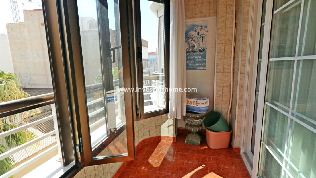 Sale - Apartment - Torrevieja - Centro