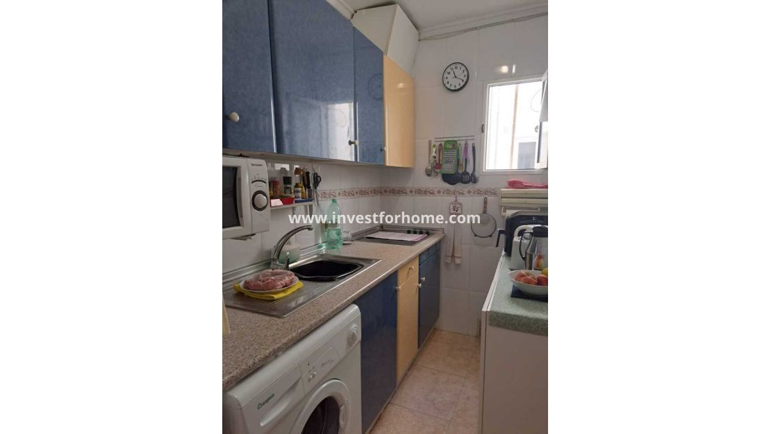 Sale - Apartment - Torrevieja - Centro