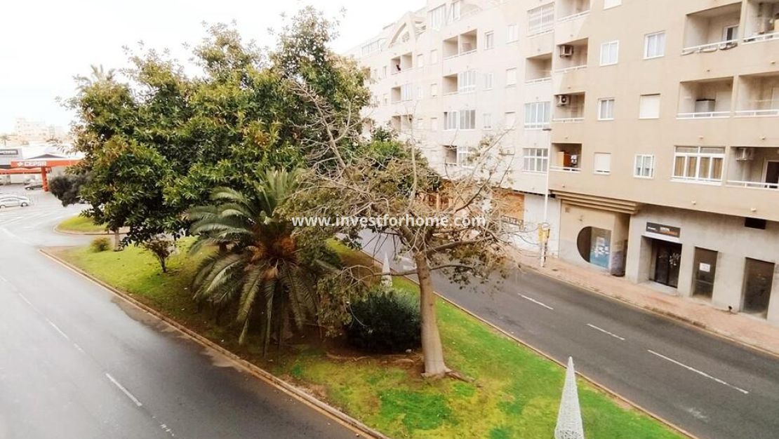 Sale - Apartment - Torrevieja - CORTES VALENCIANAS