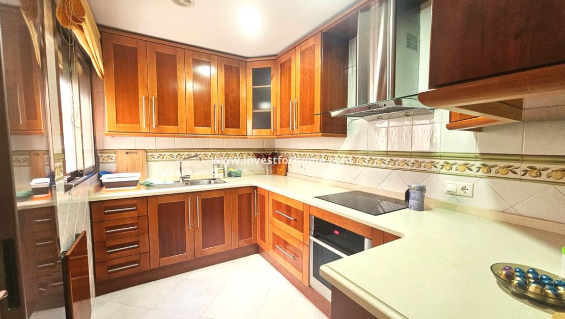 Sale - Apartment - Torrevieja - Costa Blanca