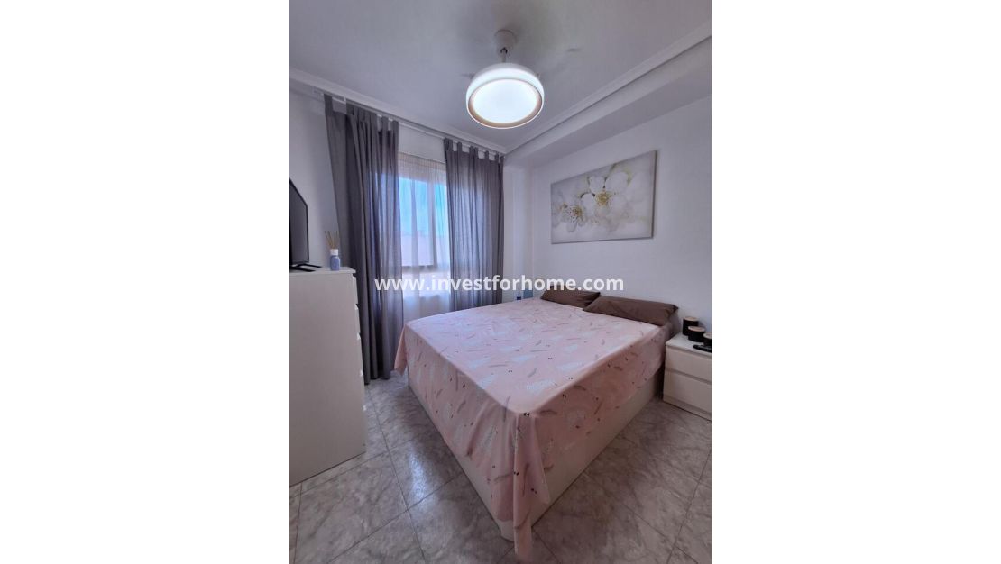 Sale - Apartment - Torrevieja - Costa Blanca