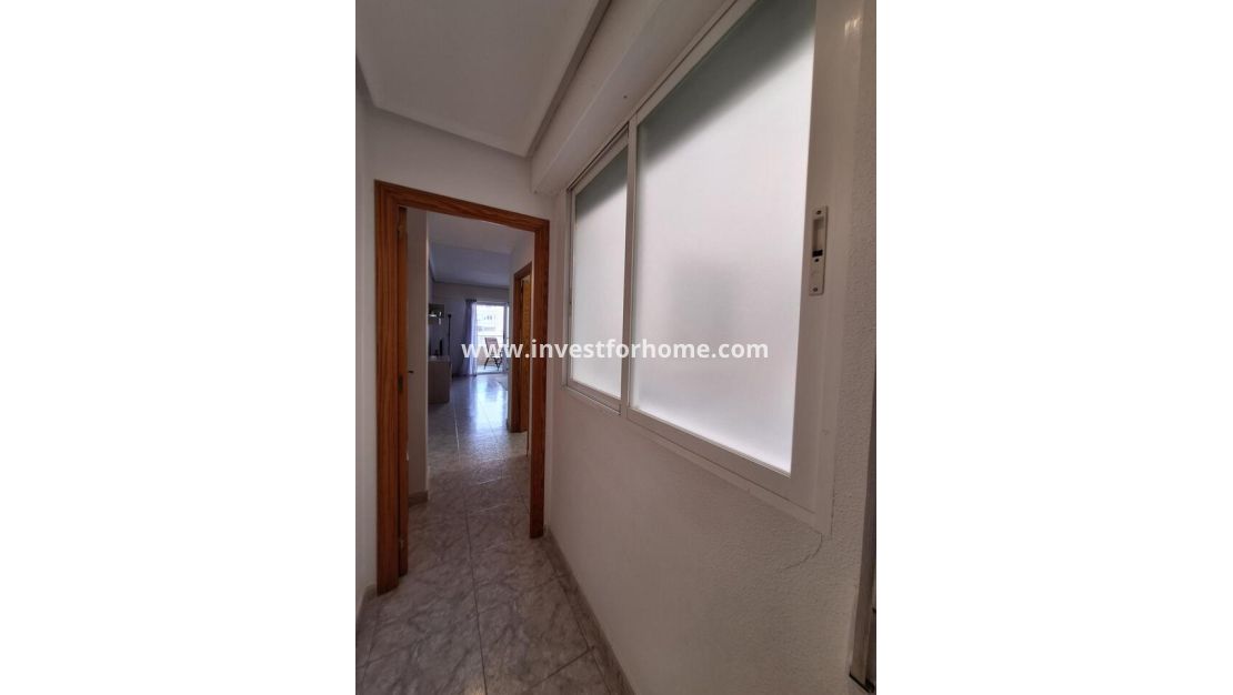 Sale - Apartment - Torrevieja - Costa Blanca