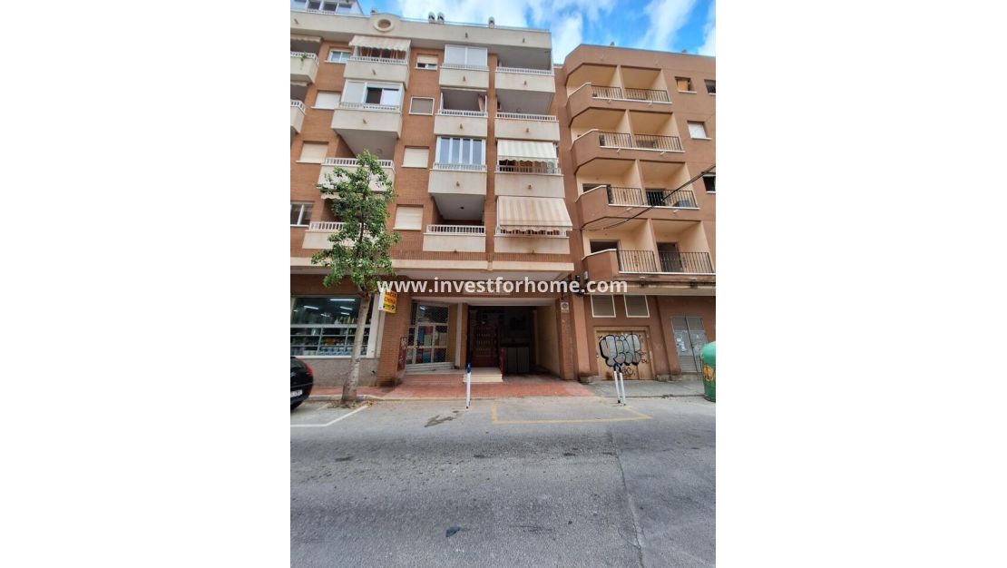 Sale - Apartment - Torrevieja - Costa Blanca