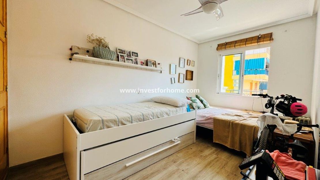 Sale - Apartment - Torrevieja - Costa Blanca