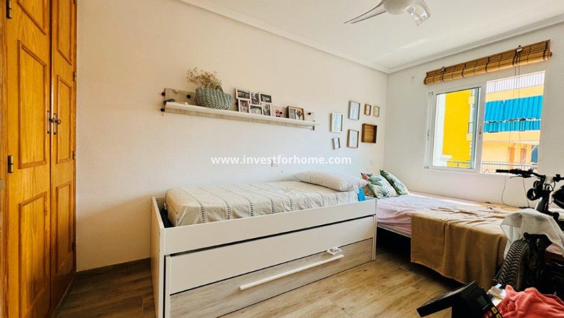 Sale - Apartment - Torrevieja - Costa Blanca