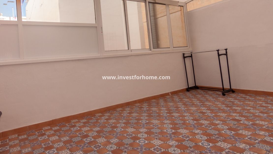 Sale - Apartment - Torrevieja - Costa Blanca