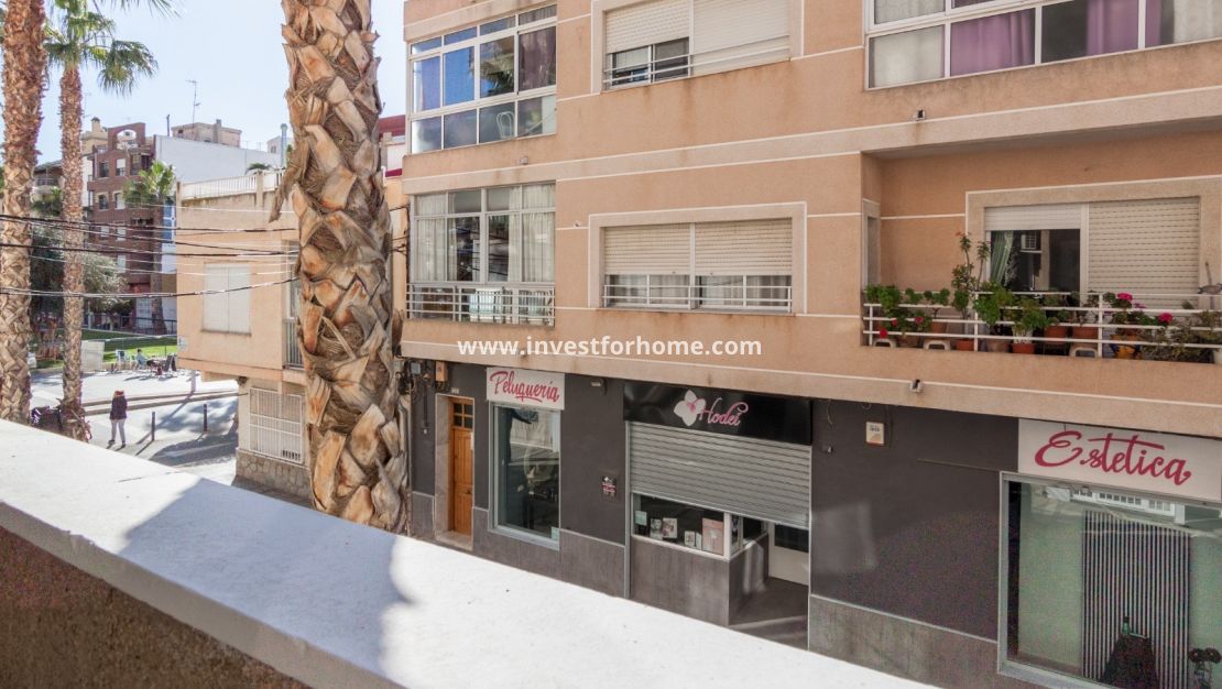 Sale - Apartment - Torrevieja - Costa Blanca