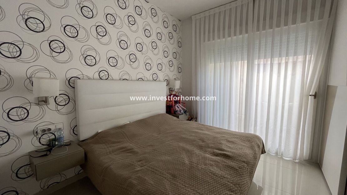 Sale - Apartment - Torrevieja - Costa Blanca