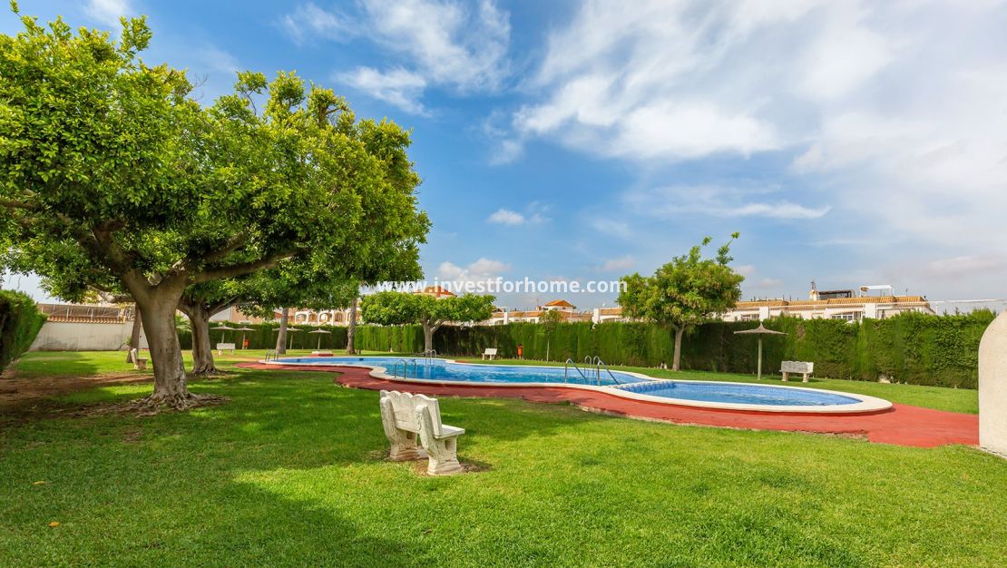 Sale - Apartment - Torrevieja - Costa Blanca