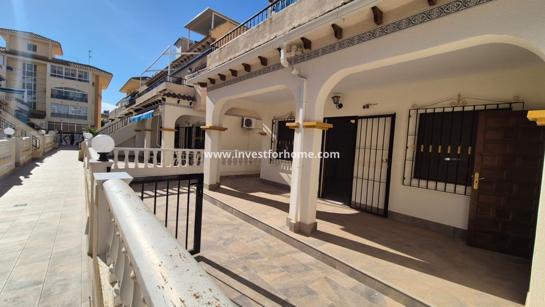 Sale - Apartment - Torrevieja - Costa Blanca