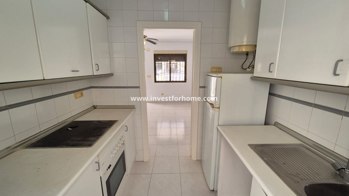 Sale - Apartment - Torrevieja - Costa Blanca