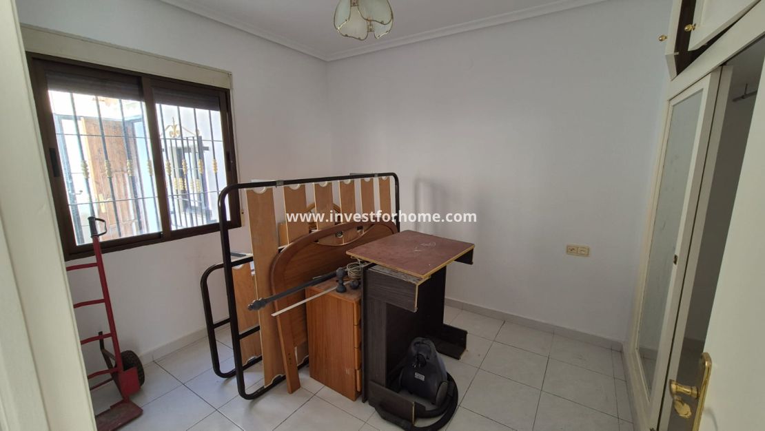 Sale - Apartment - Torrevieja - Costa Blanca