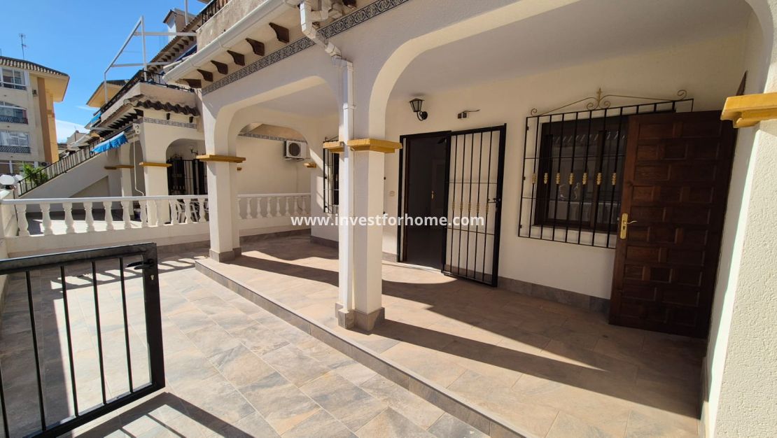 Sale - Apartment - Torrevieja - Costa Blanca