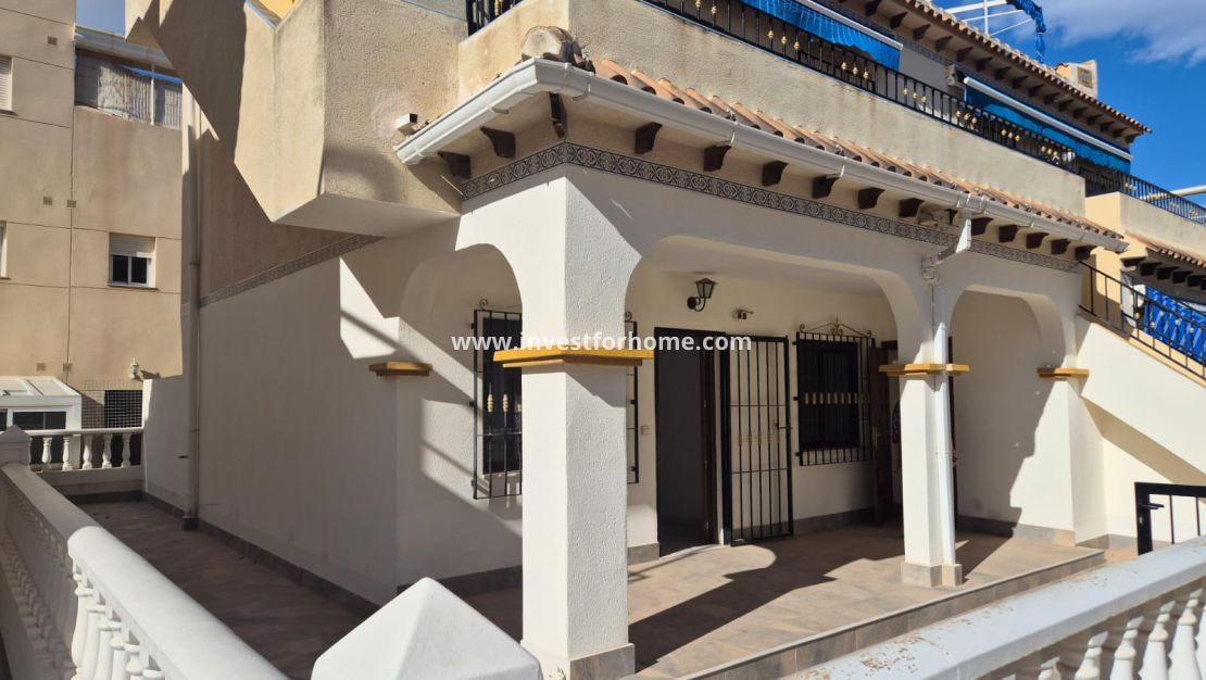 Sale - Apartment - Torrevieja - Costa Blanca