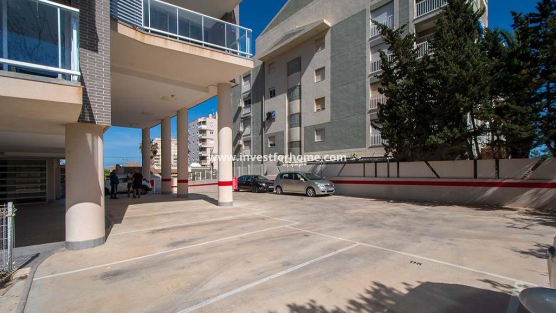 Sale - Apartment - Torrevieja - Costa Blanca