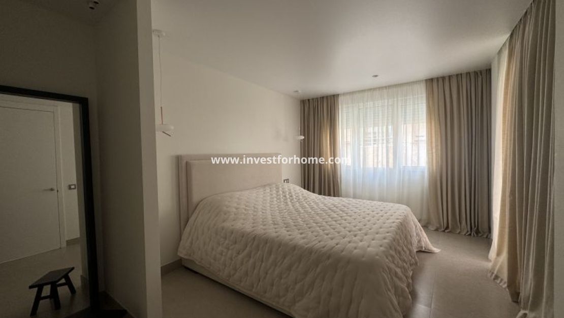 Sale - Apartment - Torrevieja - Costa Blanca