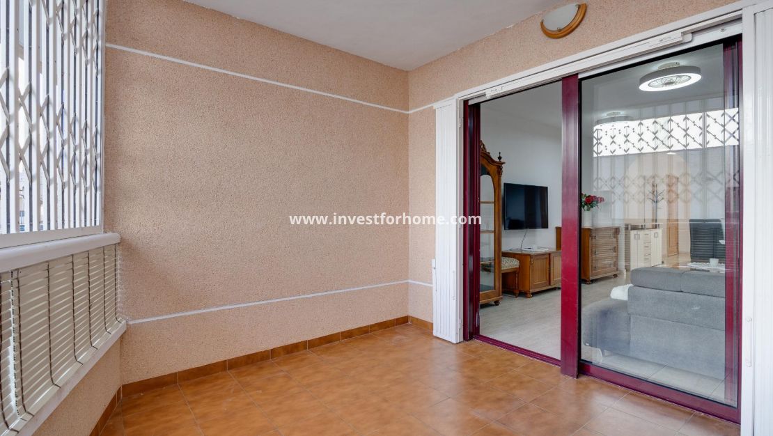 Sale - Apartment - Torrevieja - Costa Blanca