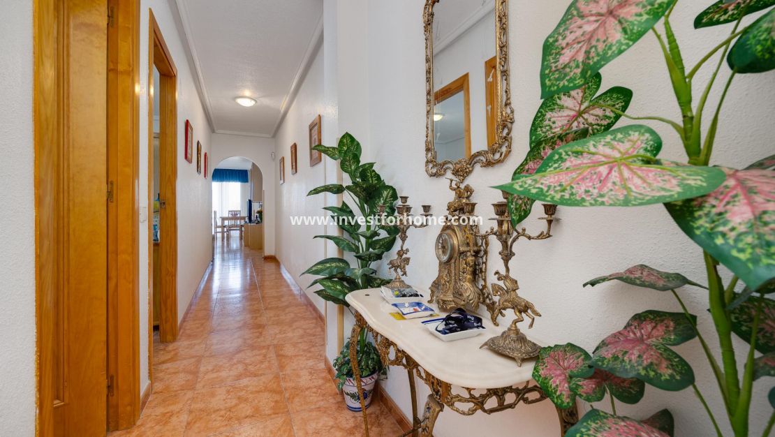 Sale - Apartment - Torrevieja - Costa Blanca