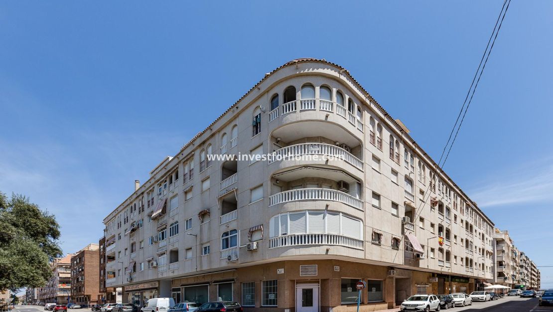 Sale - Apartment - Torrevieja - Costa Blanca