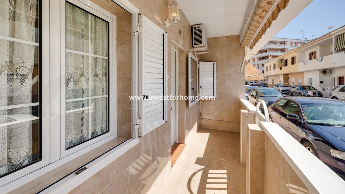 Sale - Apartment - Torrevieja - Costa Blanca