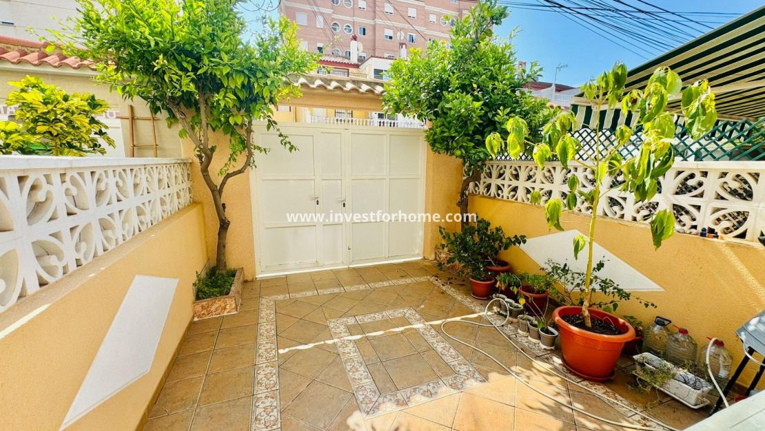 Sale - Apartment - Torrevieja - Costa Blanca