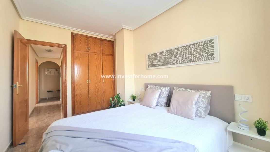 Sale - Apartment - Torrevieja - Costa Blanca