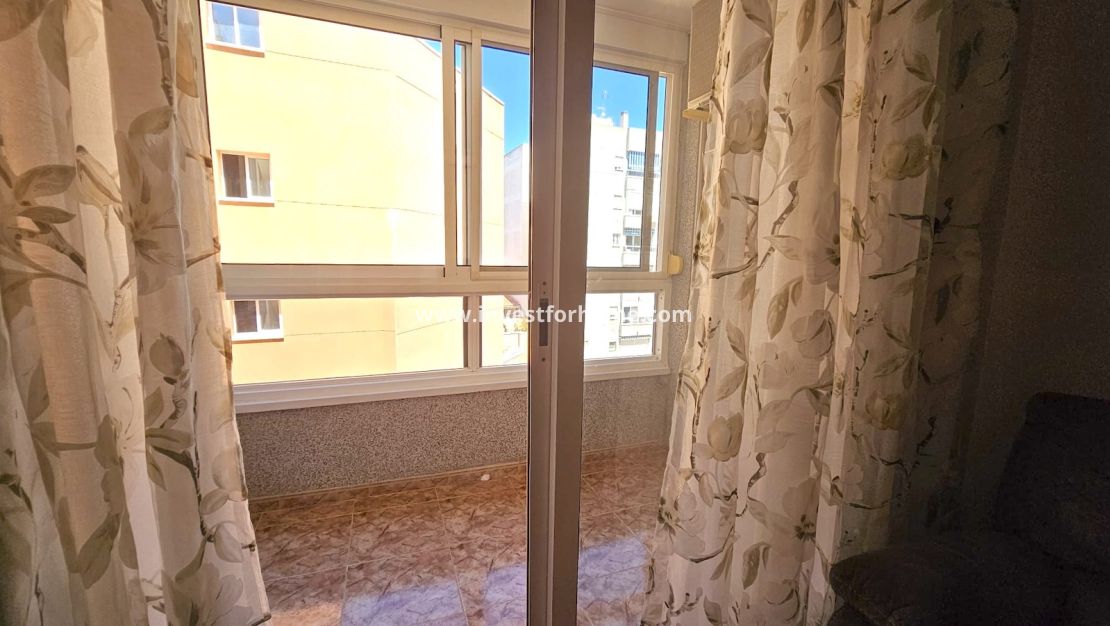 Sale - Apartment - Torrevieja - Costa Blanca