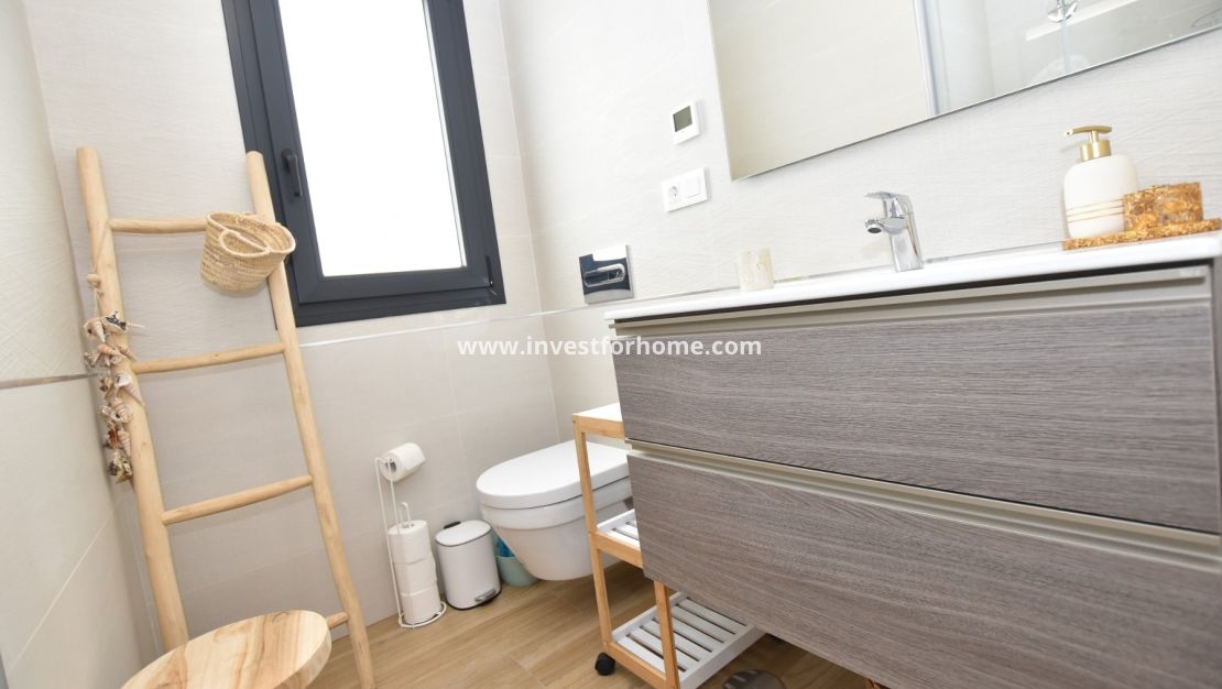 Sale - Apartment - Torrevieja - Costa Blanca