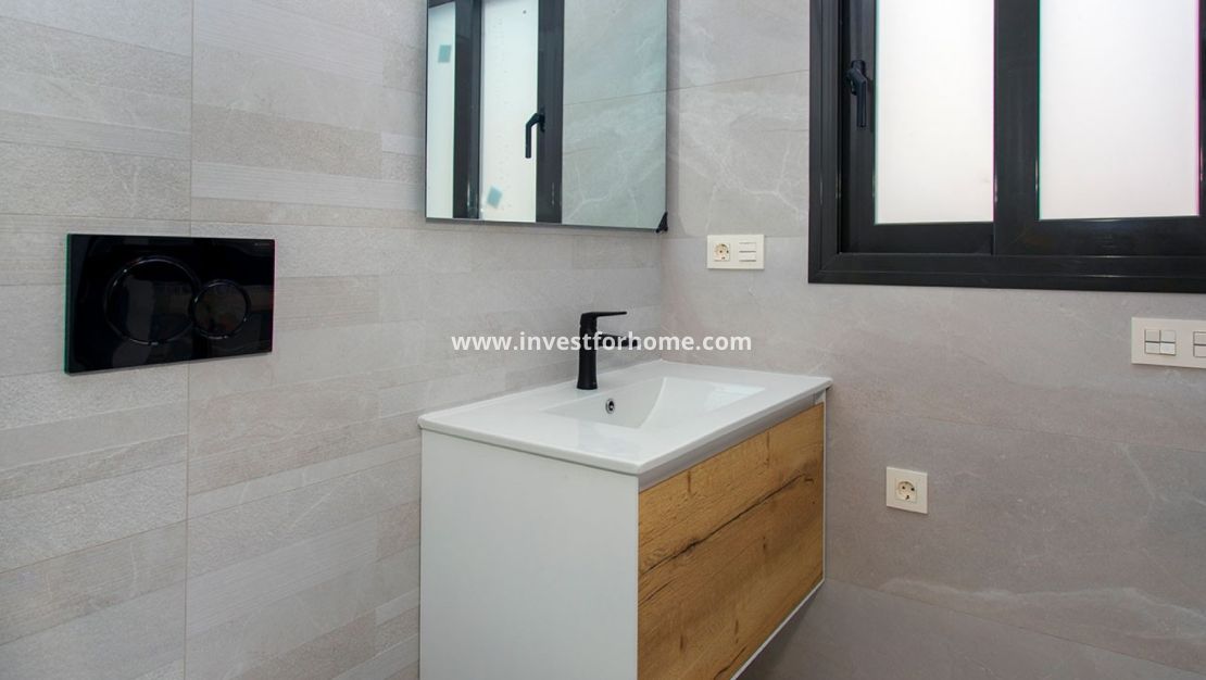 Sale - Apartment - Torrevieja - Costa Blanca