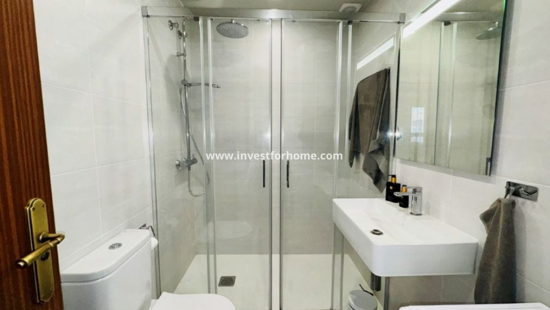 Sale - Apartment - Torrevieja - Costa Blanca